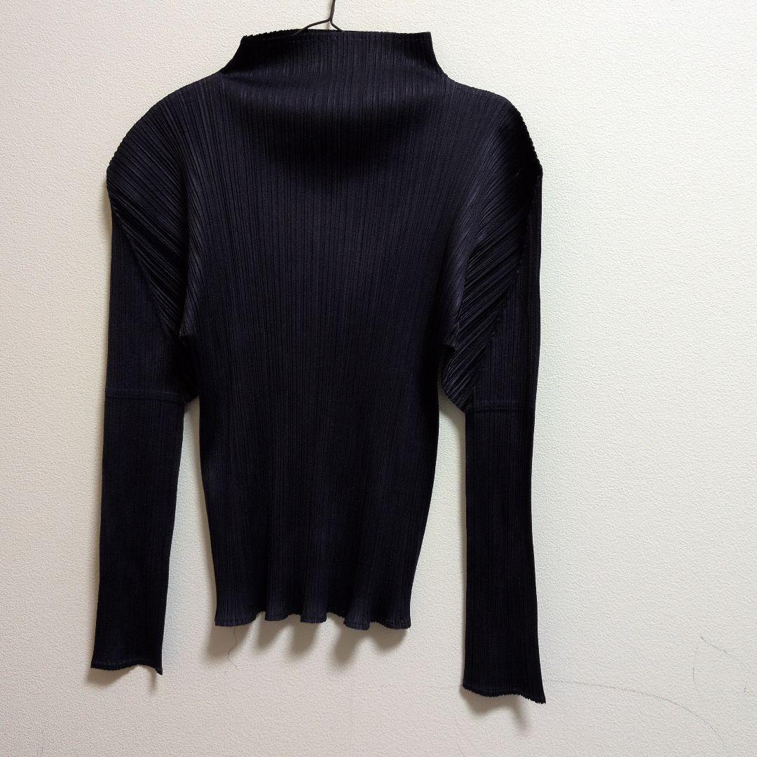 PLEATSPLEASEイッセイミヤケハイネック 長袖トップスプリーツ