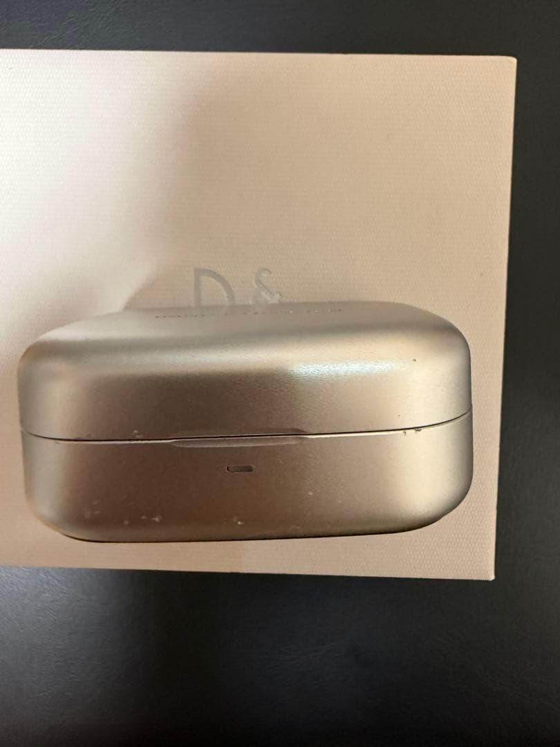 イヤホン Bang & Olufsen beoplay eleven