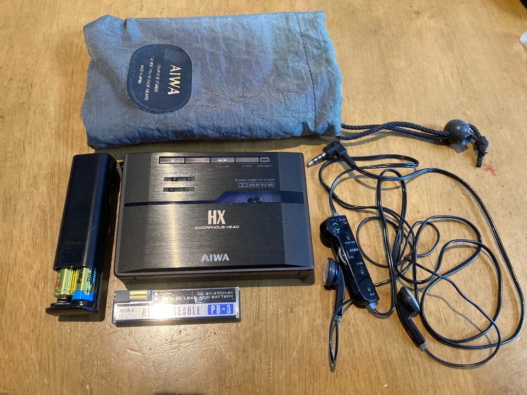 アイワAIWA HSーPX30 ステレオカセットプレーヤー　ジャンク品！