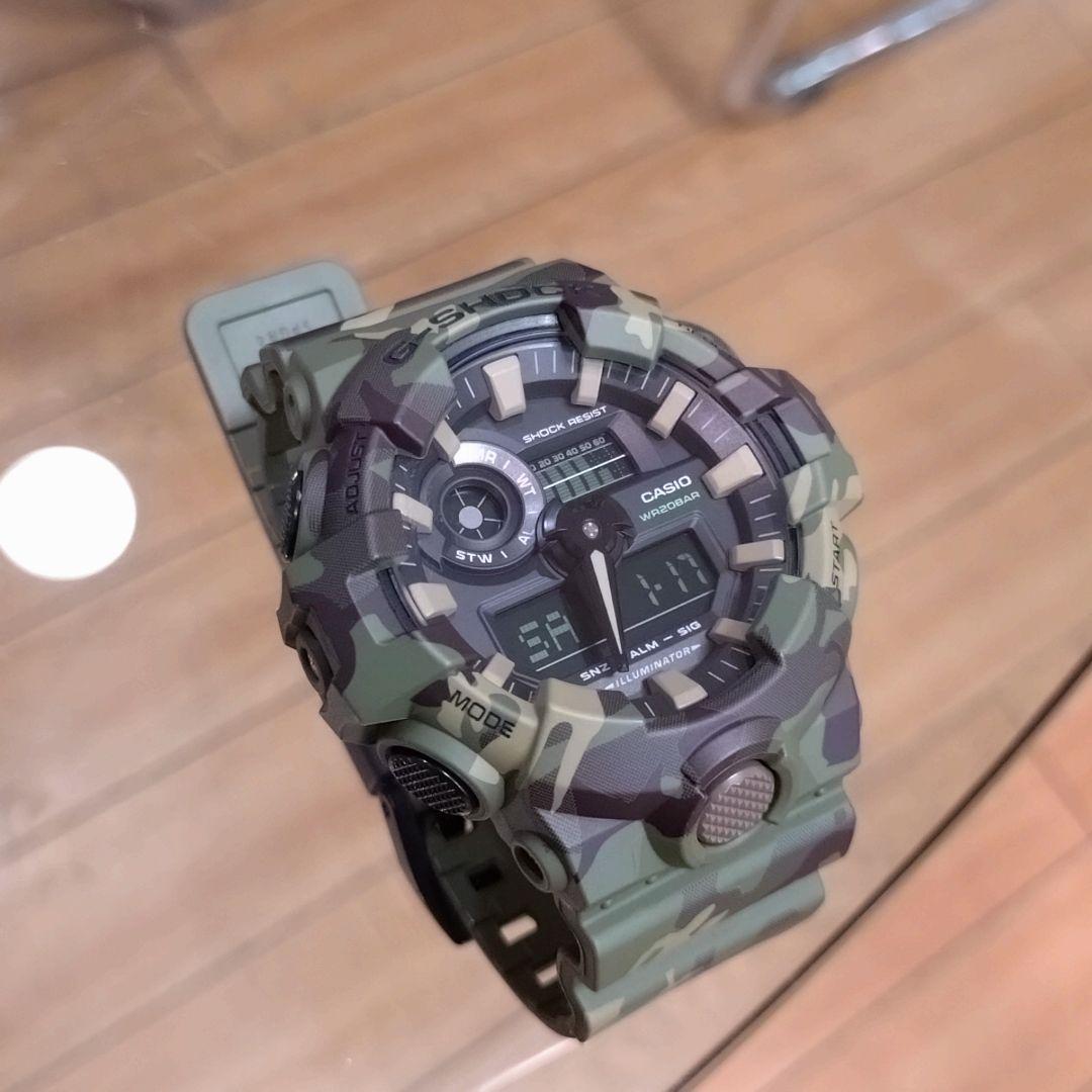 【美品】CASIO　G-SHOCK　GA-700CM グリーンカモフラージュ