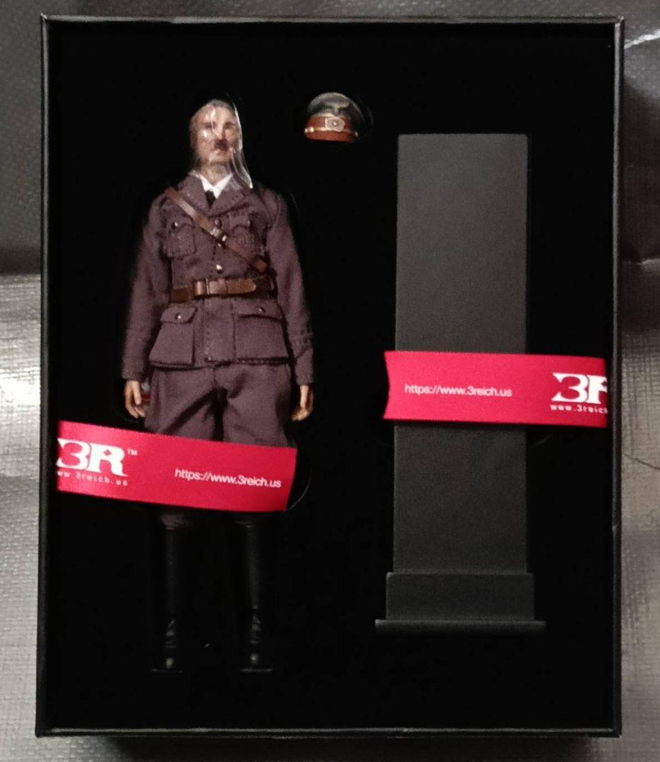 新品未使用　1/12　ヒトラー　アクションフィギュア　DID 3R