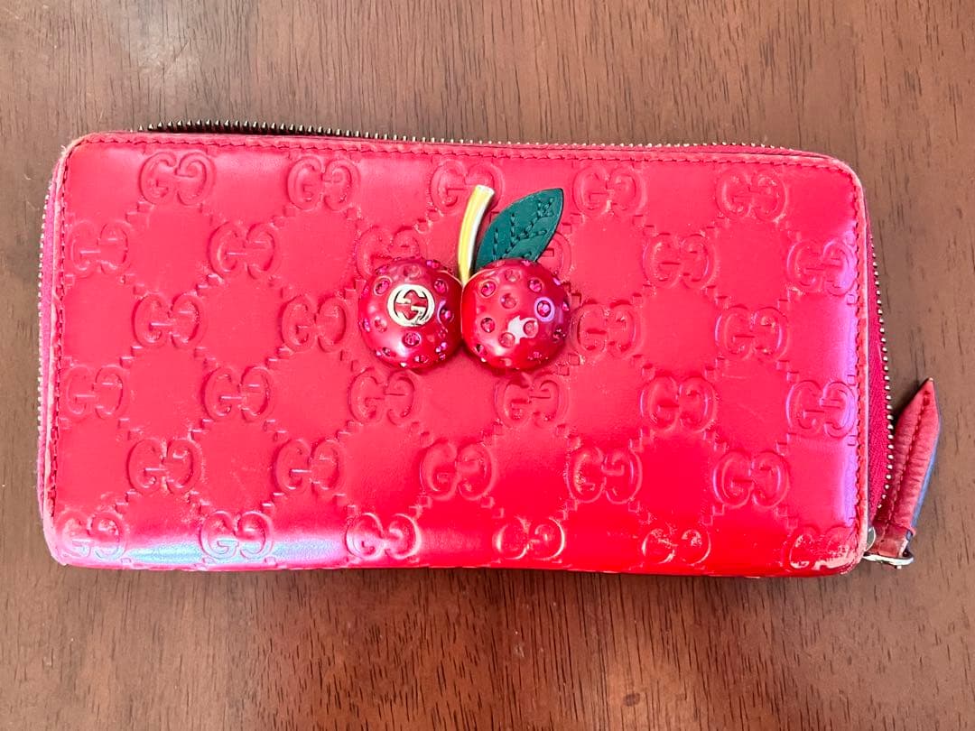 GUCCI チェリー装飾 長財布 赤