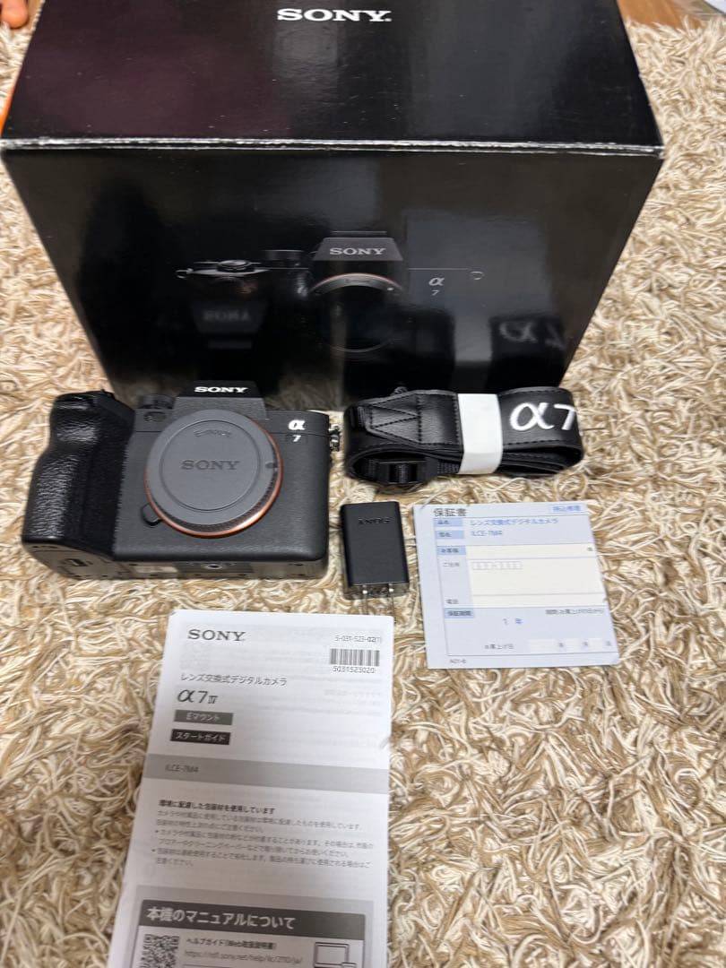 【低ショット数・極美品】SONY α7 IV ボディ（ILCE-7M4）