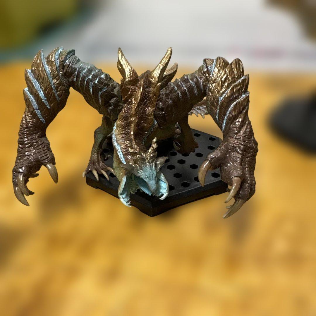 モンスターハンターのフィギュア7体セット