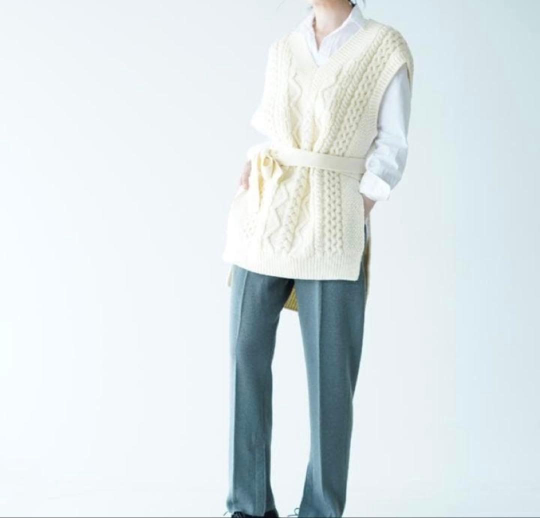 最終価格 unfil アンフィル アイボリー ケーブル編みニット ベスト