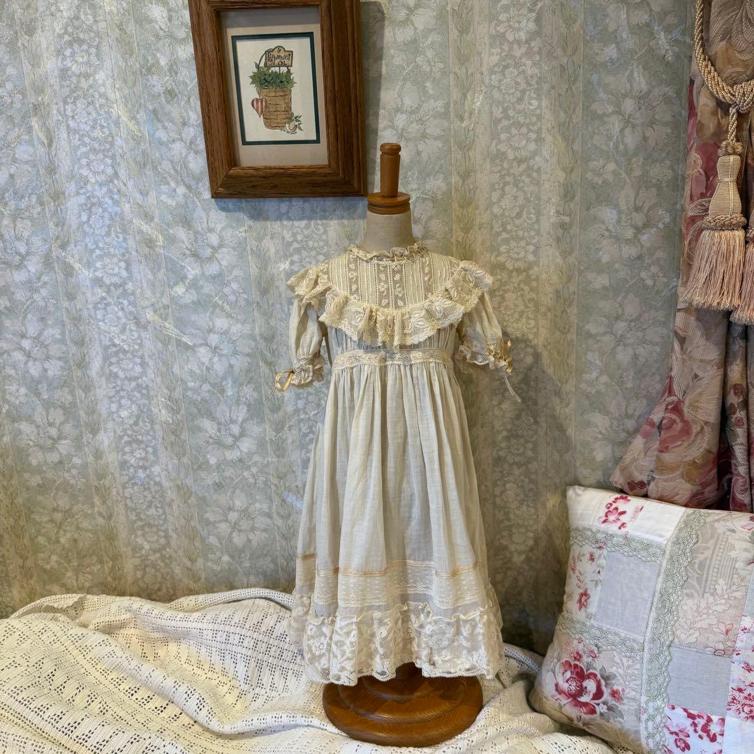 ヴィンテージドールトルソーとアンティークレースドールドレスのセット