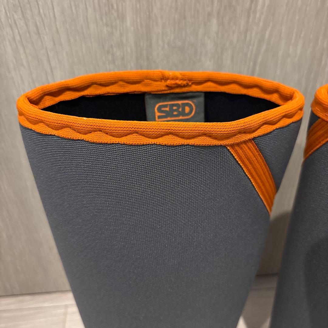 SBD ニースリーブ　L