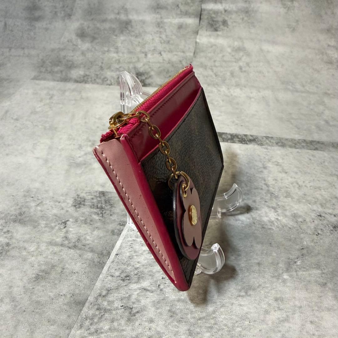 ルイヴィトン モノグラム ポルトカルト ジップ ケースフラワーピンク