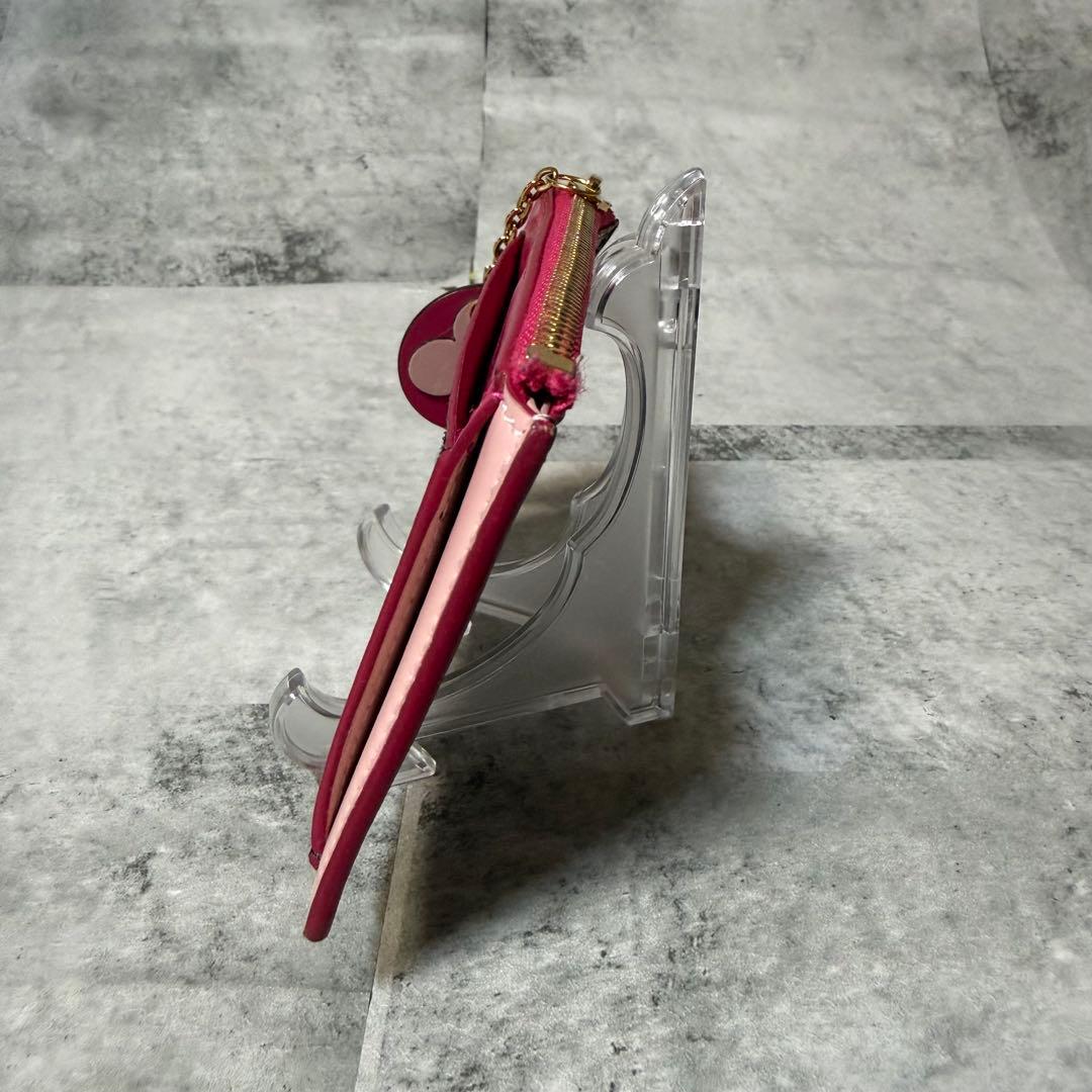 ルイヴィトン モノグラム ポルトカルト ジップ ケースフラワーピンク