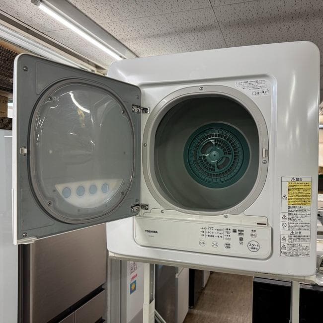 地域限定送料無料　美品 TOSHIBA 東芝 乾燥6㎏ 衣類乾燥機 ED-608