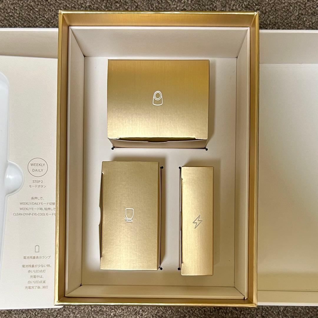 RF美顔器 フォトプラス シャイニー ネオ　YA-MAN ヤーマン