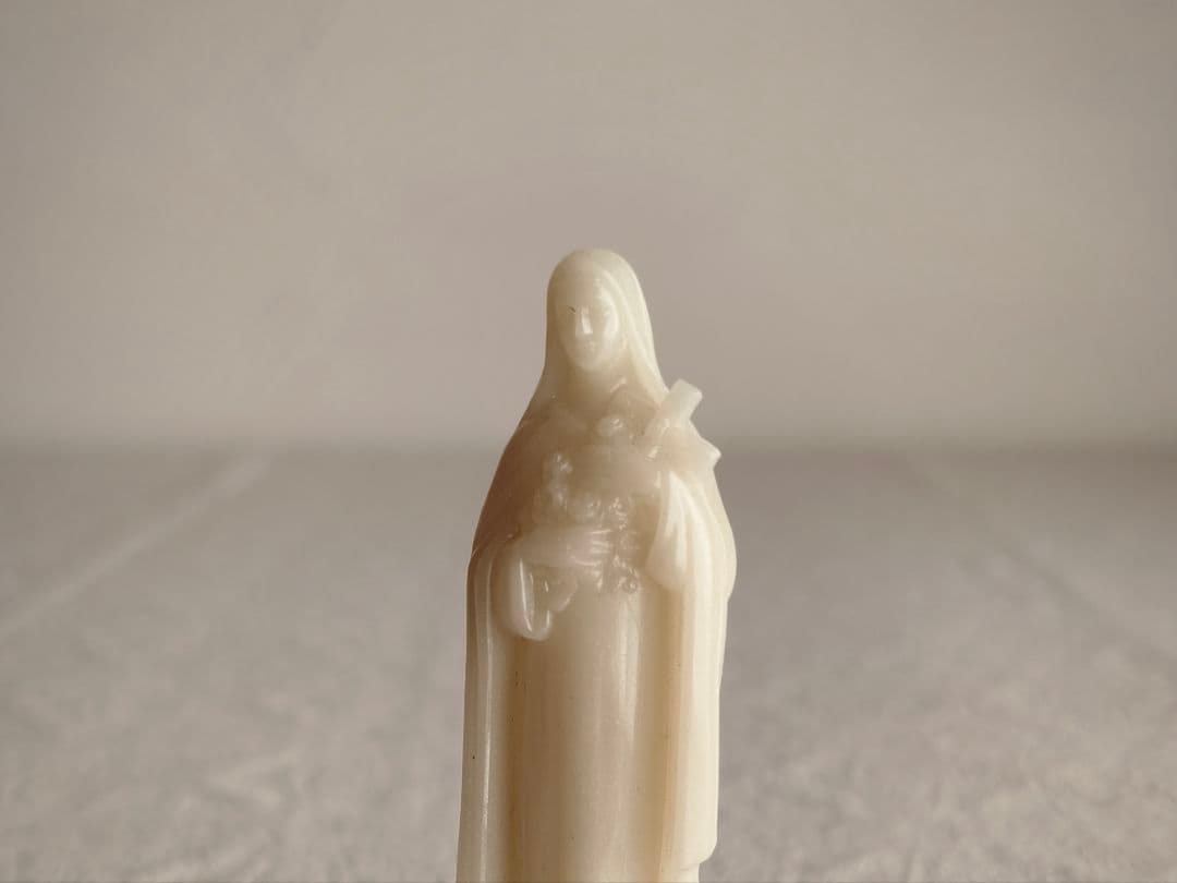 【チョコメルさま】vintage statue ❀ クリアドームと マリアさま