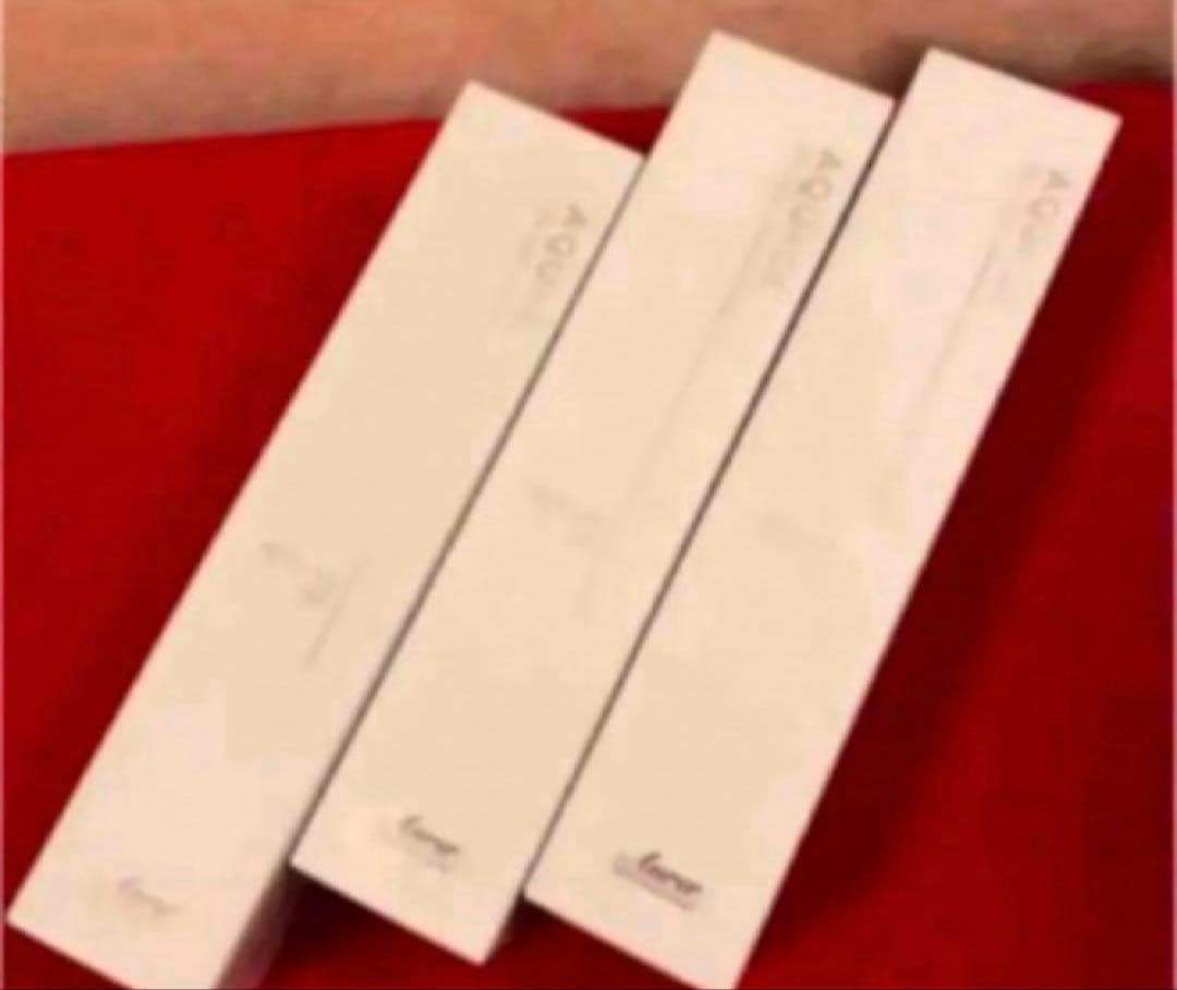 アウラインターナショナル　アクアージュ3個　オールインワンジェル