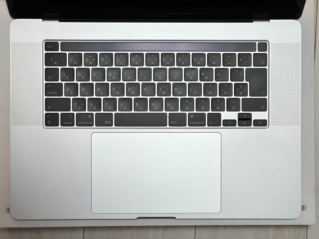 MacBookPro2019 16インチ 32GB SSD1TB &カバー