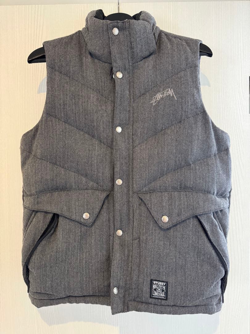 Stüssy ダウンベスト グレー Mサイズ