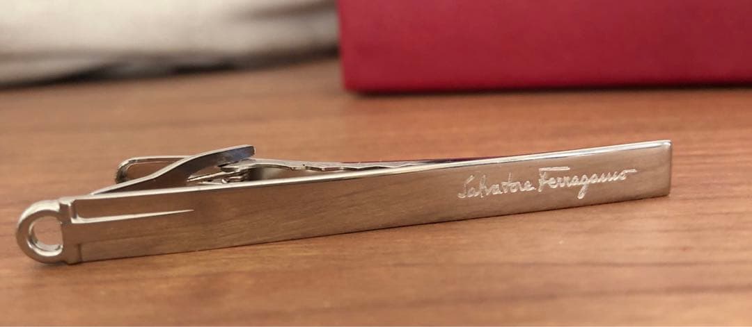 Salvatore Ferragamo シルバー ネクタイピン