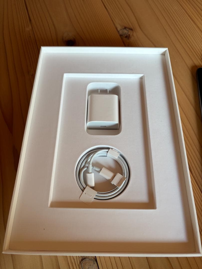 iPad 第9世代 64GBスペースグレイ Wi-Fiモデル