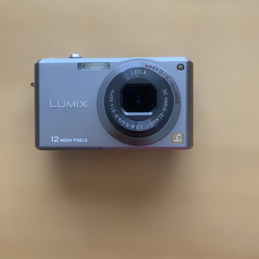 パナソニックPanasonic LUMIX DMC-FX100-S電池　充電器付