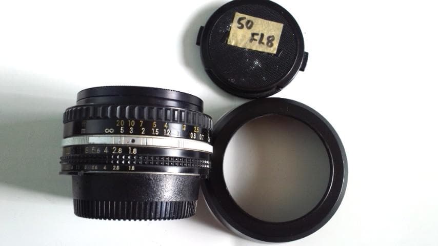 ニコン　NIKKOR 50mm f/1.8 Ai-s