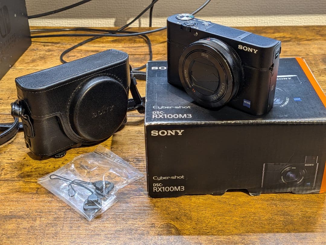 SONY Cyber-shot DSC-RX100M3 美品