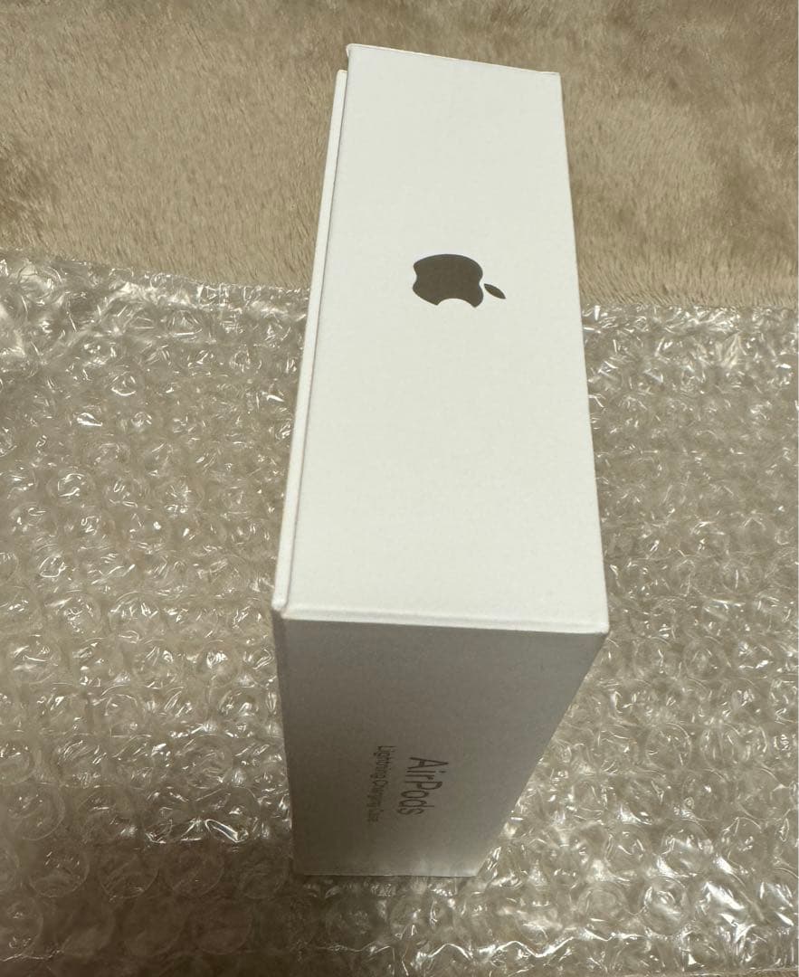 Apple AirPods 第3世代 Lightning充電ケース付き 新品