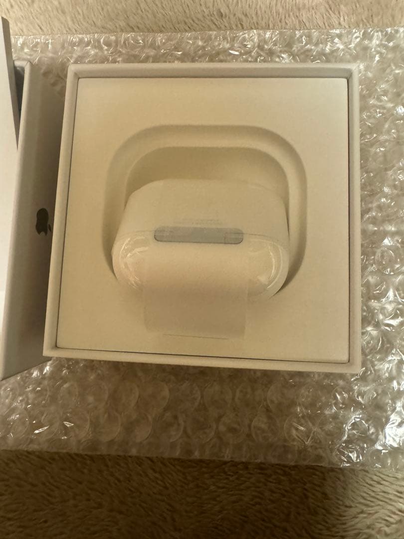 Apple AirPods 第3世代 Lightning充電ケース付き 新品