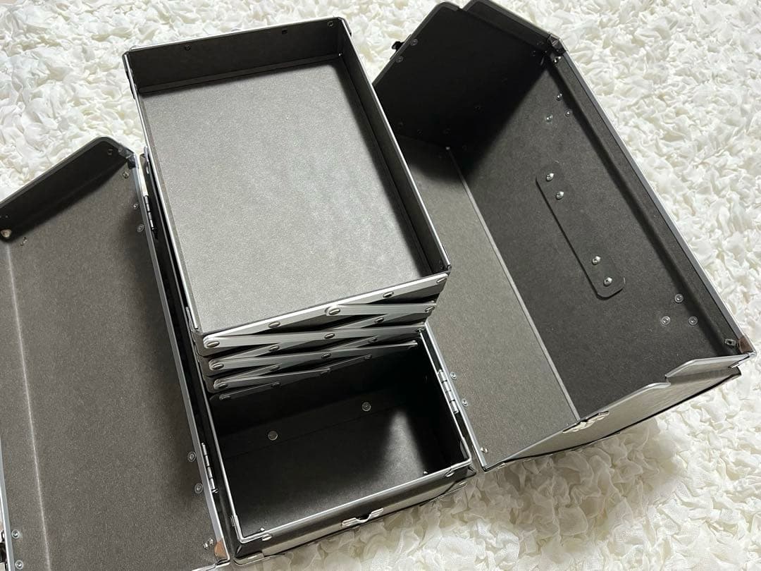 THREE メイクボックス 大サイズ