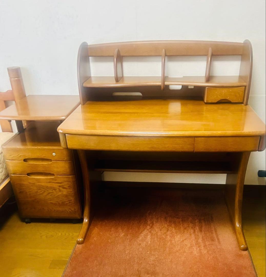 カリモク学習机本棚付き