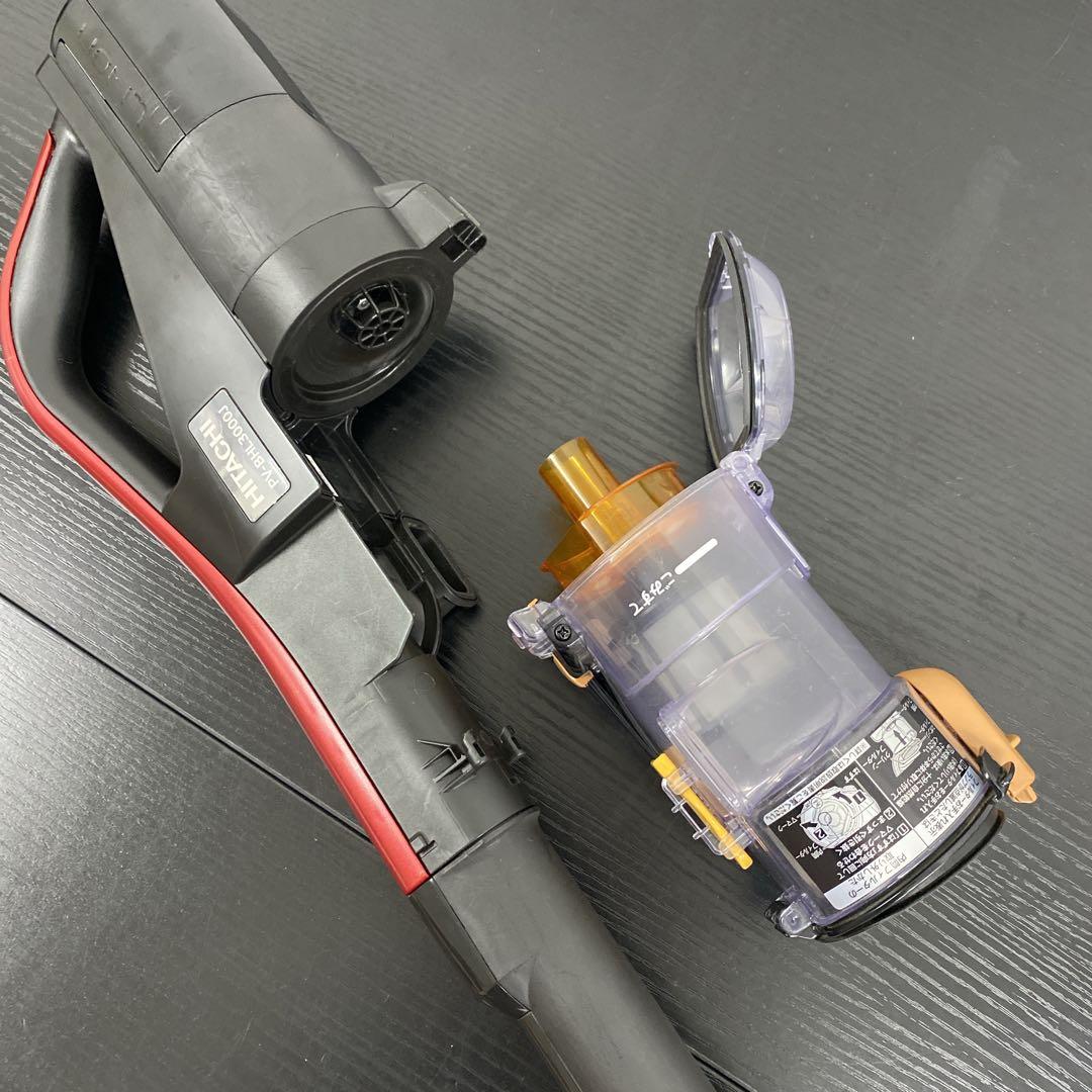 送料込み＊HITACHI コードレス掃除機 2022年製＊0523-2