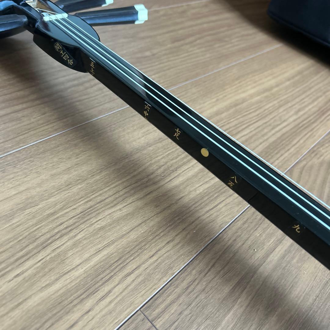 沖縄三線　工四合　人工皮　ケース付き