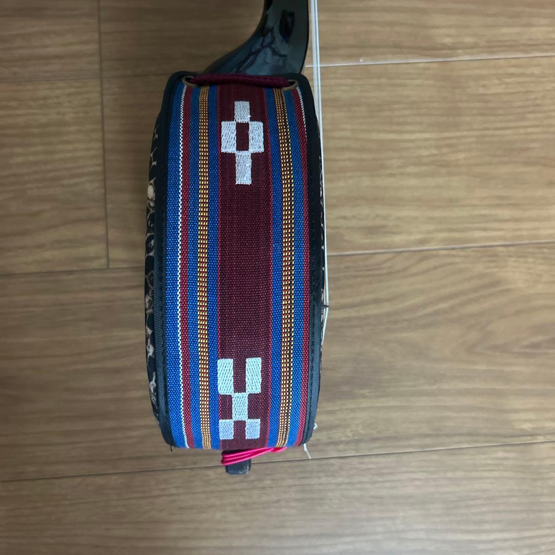 沖縄三線　工四合　人工皮　ケース付き