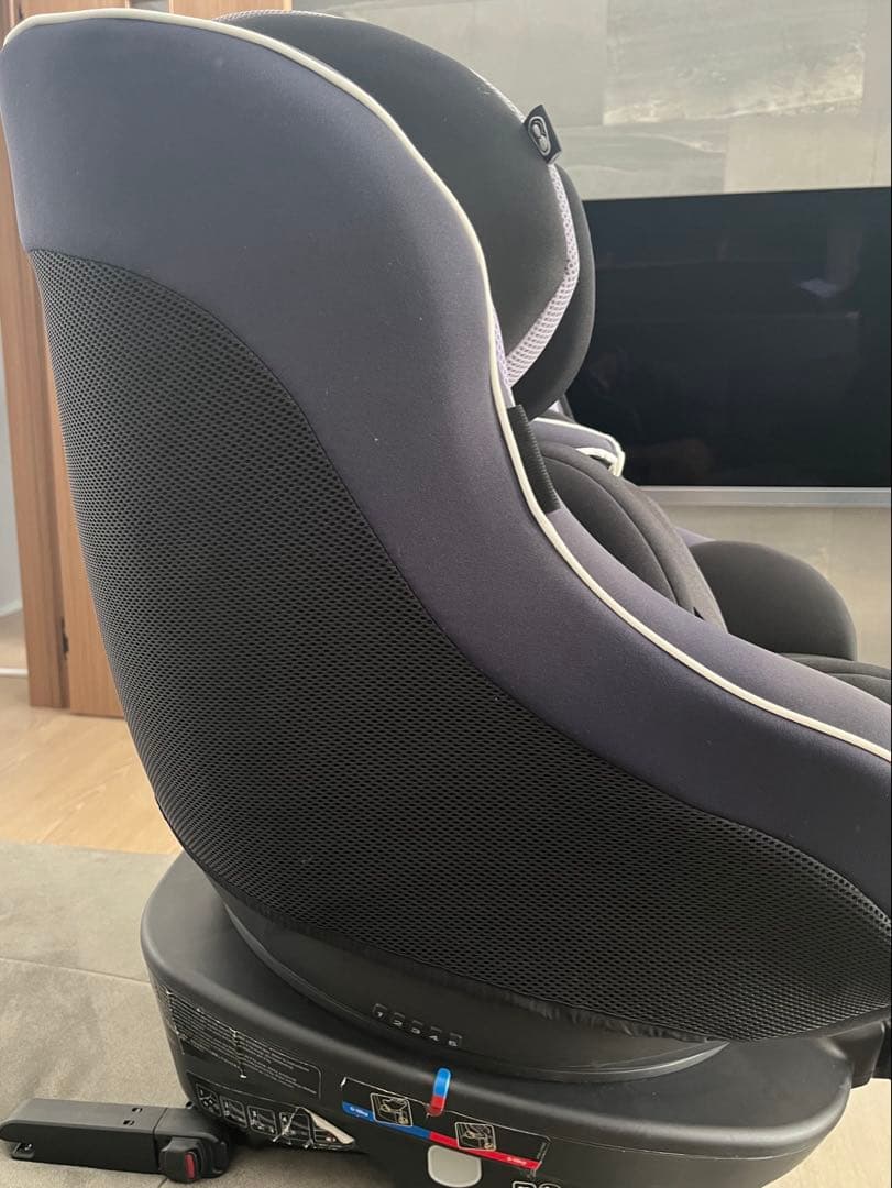 さ*様 Joie ジョイー チャイルドシート アーク360° ブラック&ネイビー
