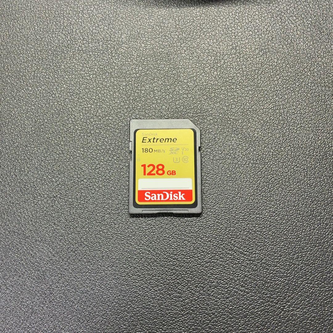 【新品同様】Canon PowerShot V1 コンパクトデジタルカメラ