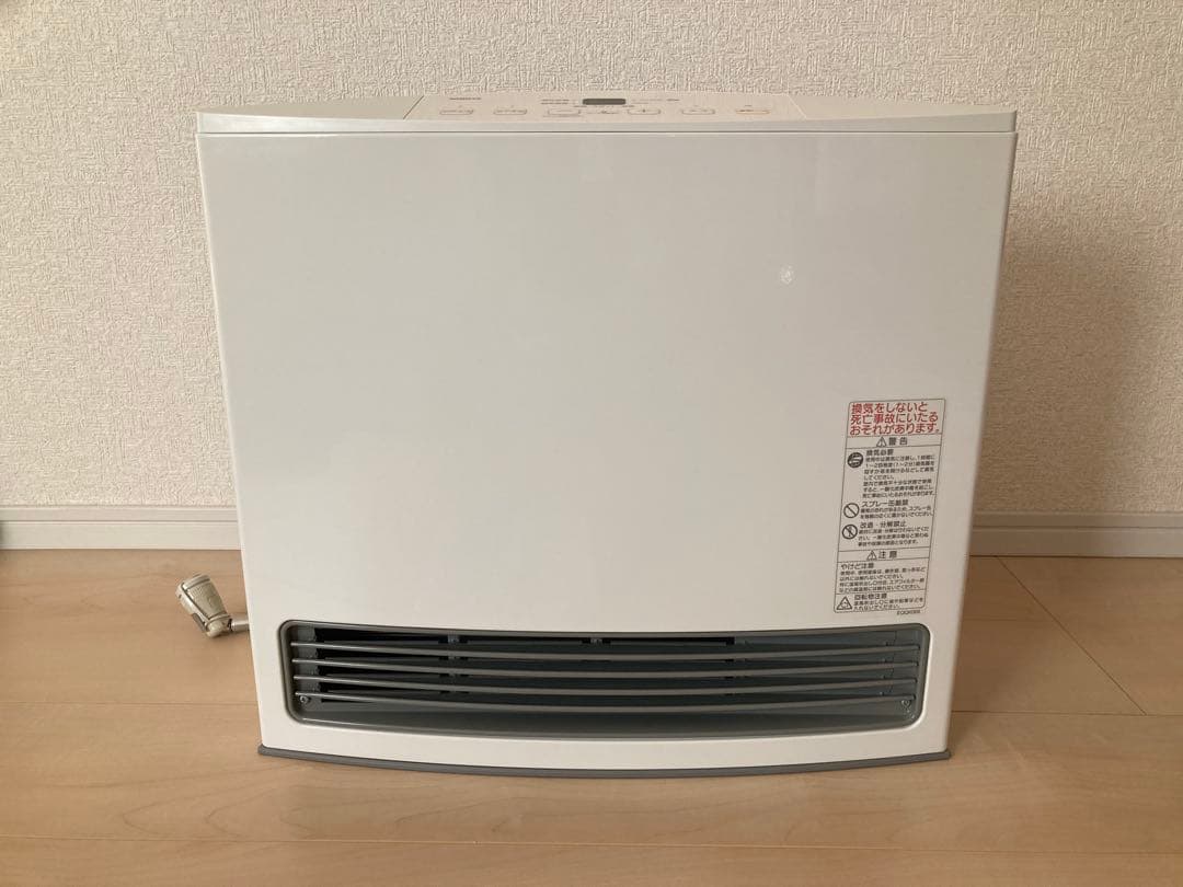 ガスファンヒーター ホワイト 形式:GFH-4005S-W5
