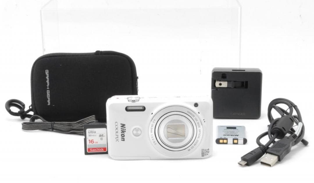 デジタルカメラ Nikon Coolpix S6900