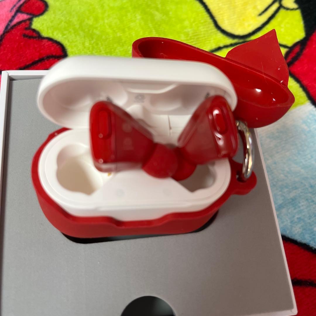 HeartBuds Pro レッドワイヤレスイヤフォン 限定品1年間の保証付き❣️