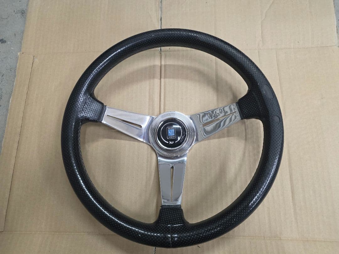 ロ*ン様 NARDI（ナルディ） ステアリング ディープコーン 350mm