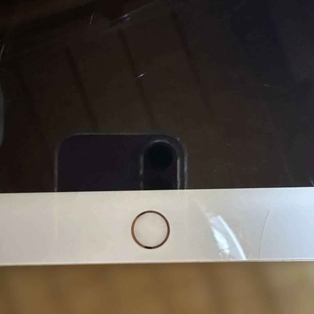 iPad本体 画面ひび割れ