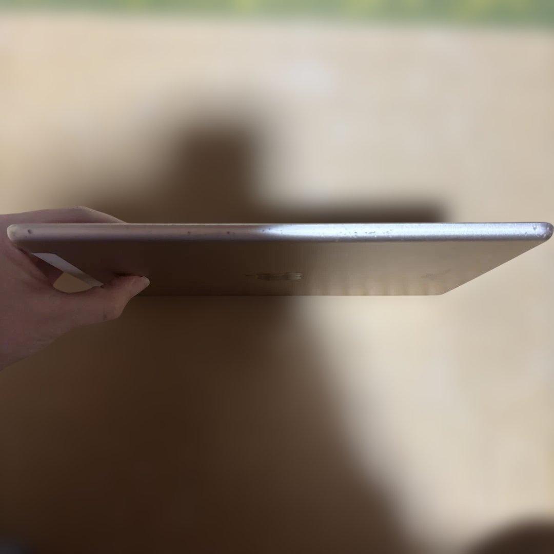 iPad本体 画面ひび割れ