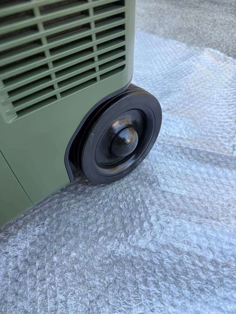 【美品】 HiKOKI 保冷庫 冷蔵庫 UL18DB コードレス 保冷庫 緑