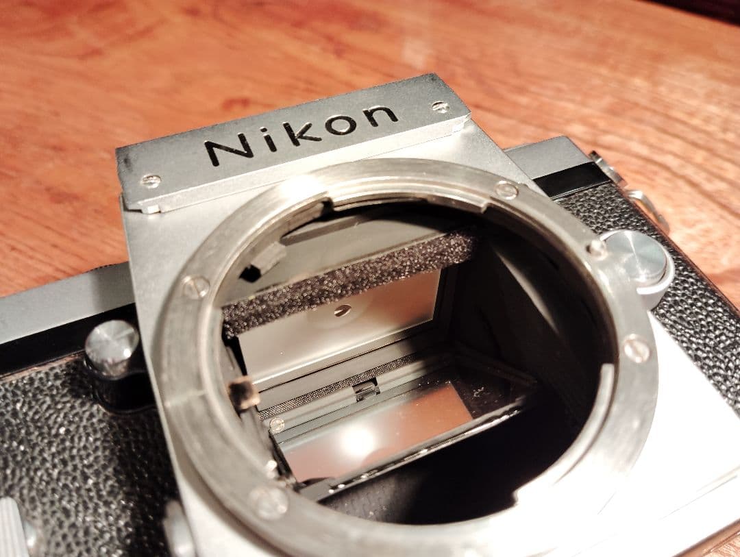Nikon 　Fボディ　70000台 　綺麗です！