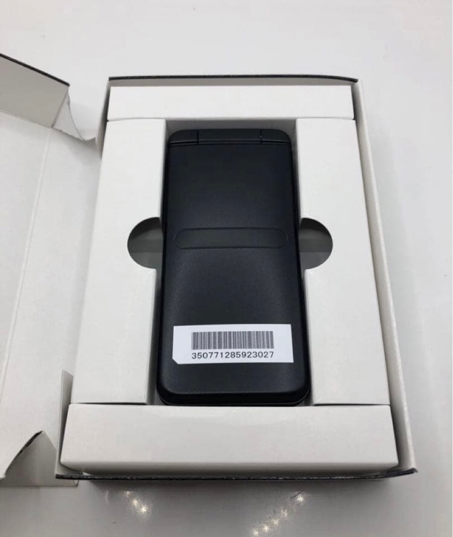 ☆Simフリー☆未使用品☆ GRATINA KYF42 ブラック