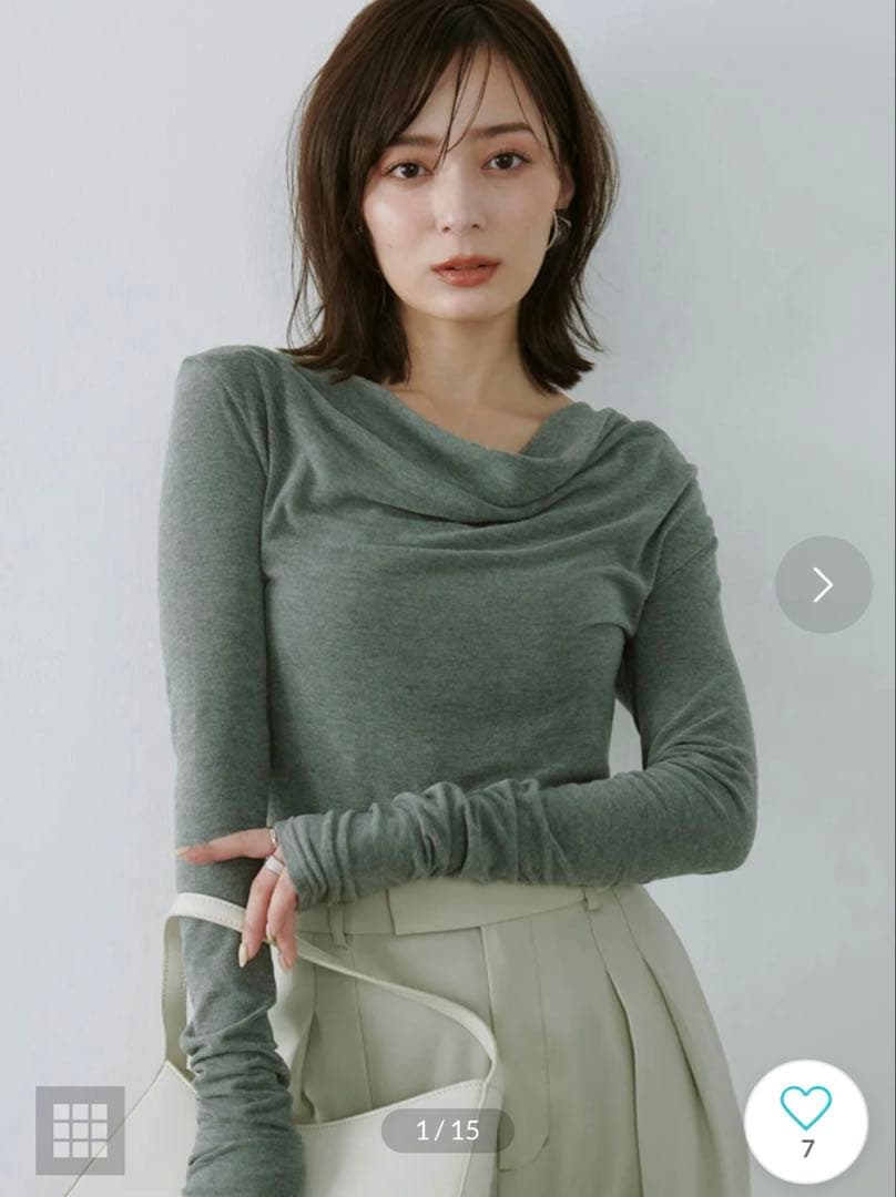 anuans ギャザードレープカットトップス