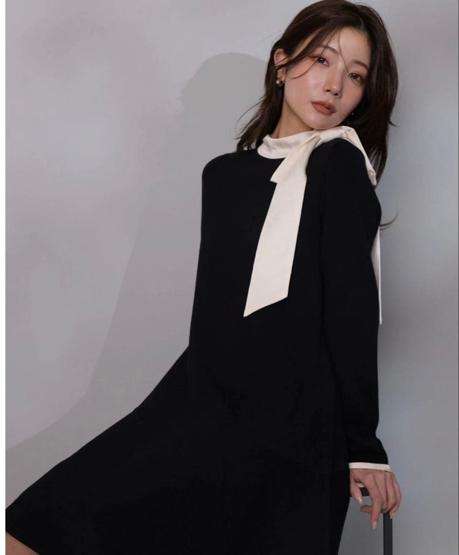 新作　美品　Apuweiser-richeネックリボンミニニットワンピース　2