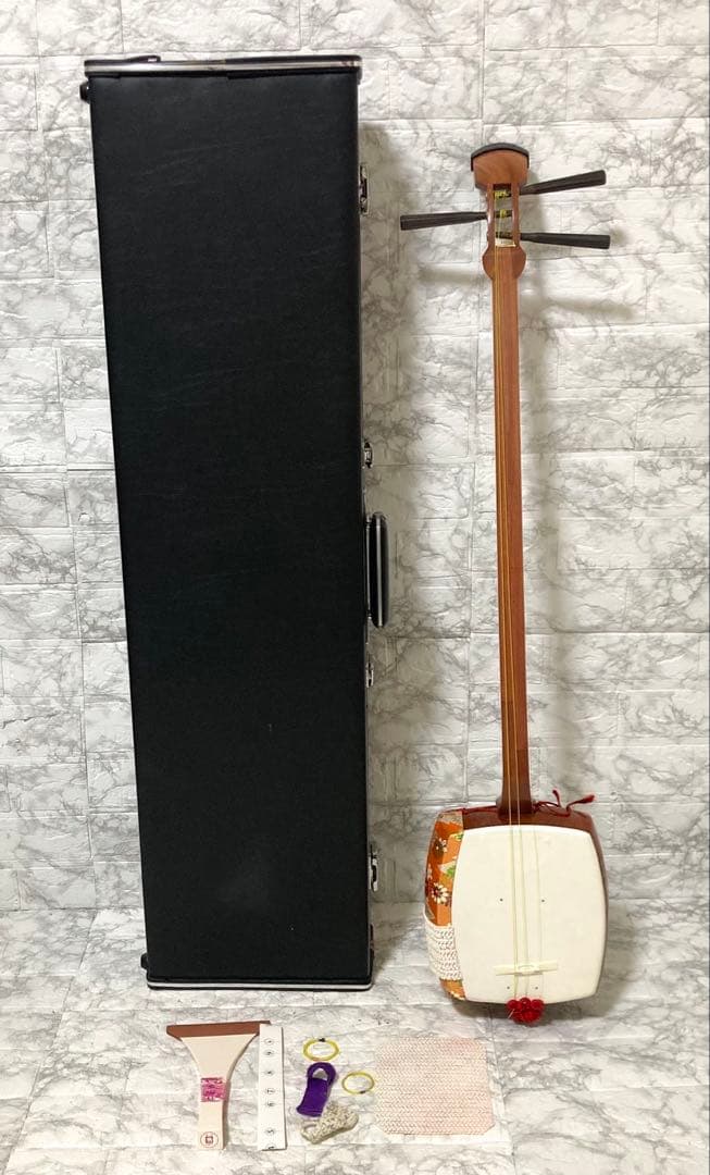 【美品】三味線 中棹 撥 特選白象印 ハードケース付き 音出し確認済