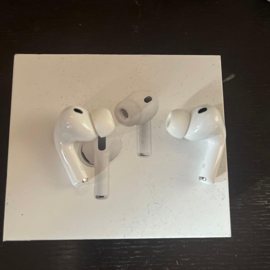 AirPodspro3ホワイト 充電ケース付き
