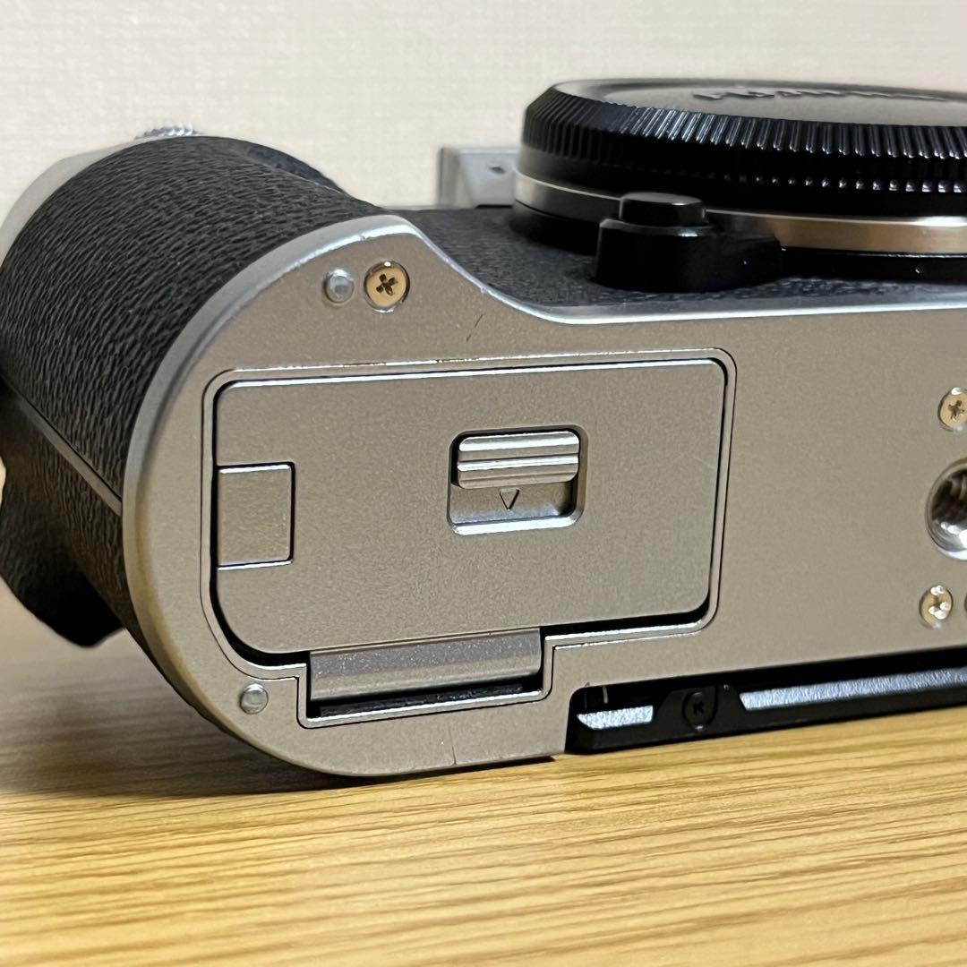 【メーカー保証有】 X-T50 FUJIFILM 本体 シルバー 富士フィルム