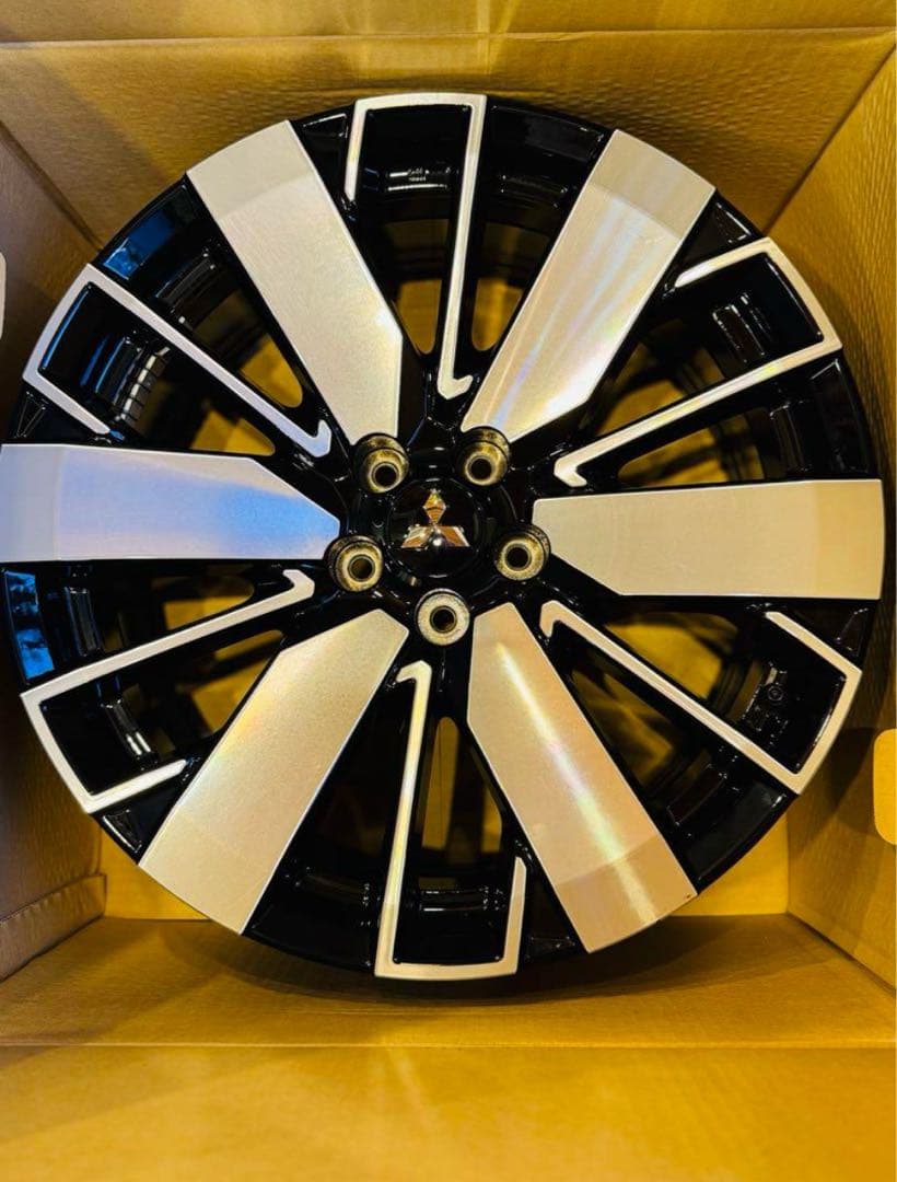 新型アウトランダーPHEV 20インチ ホイール1本