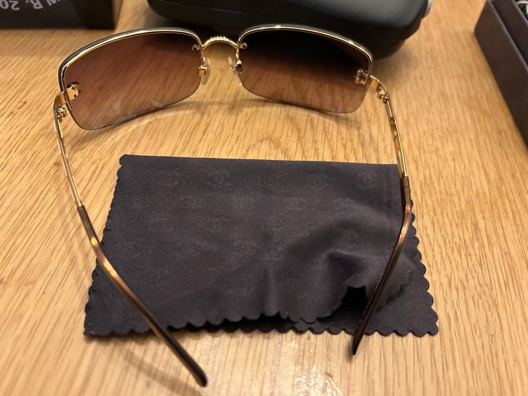 CHANEL ゴールドフレーム サングラス　レア品　正規品