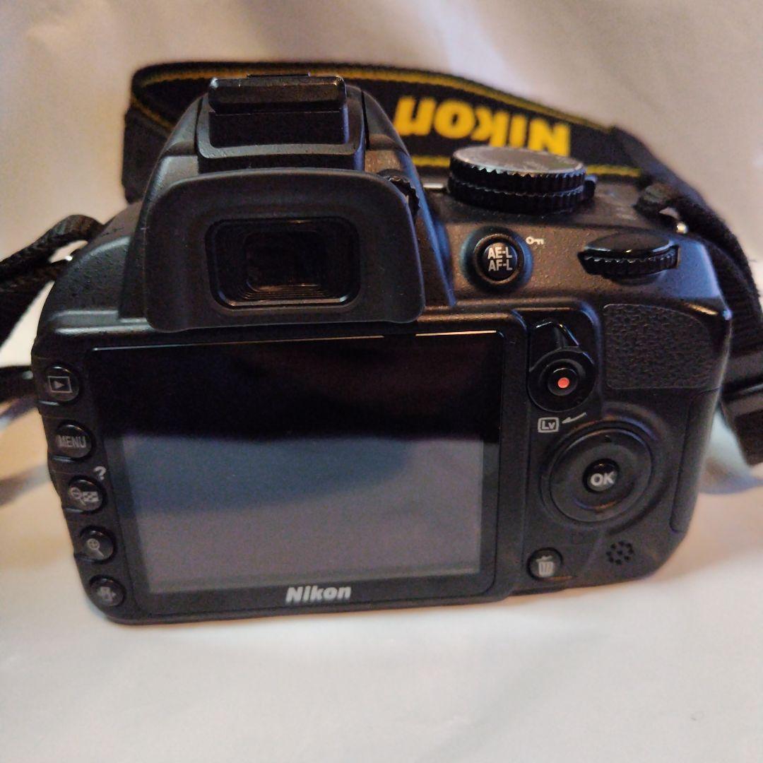 中古　動作確認済　ニコン NIKON D3100 本体